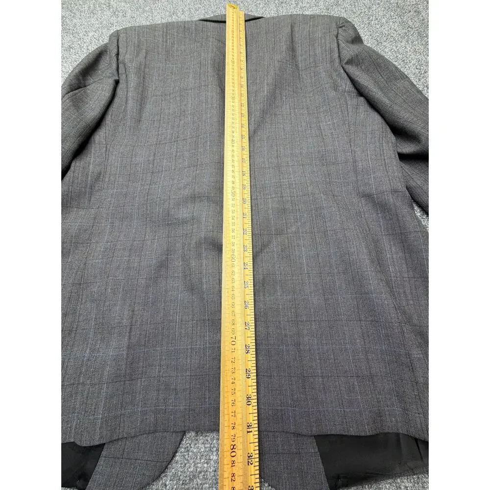 Vintage Burberrys Mens 46 Gray Blue Plaid 100% Wool Blazer Sport Coat